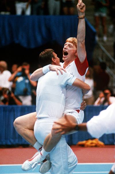 Anche la Coppa Davis sar per Boris fonte di soddisfazioni: vincitore con la Germania Ovest nell&#39;edizione 1988 e 1989, sempre a spese della Svezia. (Ap)